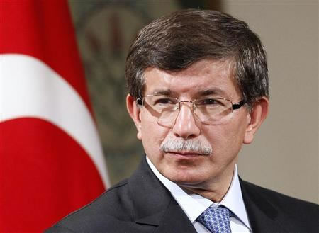 أوغلو: أطالب ببرنامج اقتصادي ايراني تركي مشترك
