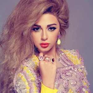 بالصورة-احد معجبي ميريام فارس يحولها الى قطع بيتزا!