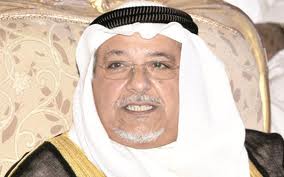 أمير الكويت يدعو قادة سلطنة عمان والسعودية والبحرين لحضور القمة الخليجية