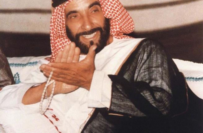 صدر عن مركز حمدان بن محمد لإحياء التراث أولى القصائد في مدح زايد 