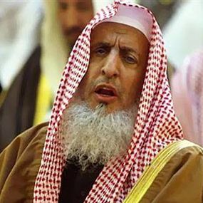 مفتي السعودية يطالب بمنع الأطباء الكشف عن المتوفيات
