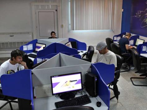 برمجية خبيثة تنتقل بين الحواسيب عبر الهواء 