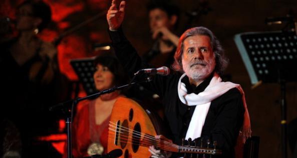 مارسيل يحلق بمحمود درويش في دبي