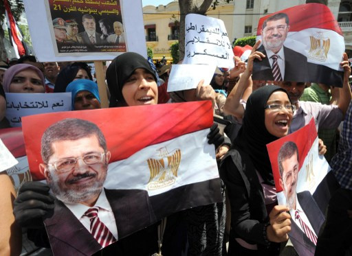 الداخلية المصرية تمنع الزيارات عن مرسي