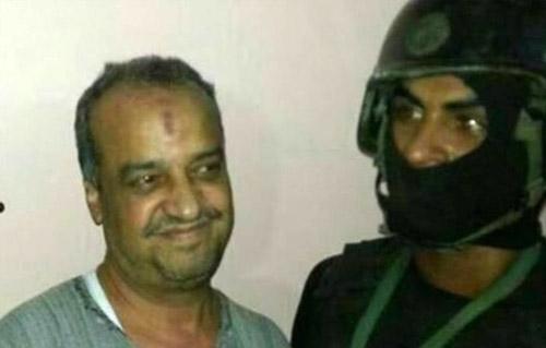 "البلتاجي" يهتف ضد القضاء من داخل القفص.. وحجازي يتبرأ من صورته بعد فض رابعة.. ويقول: مرسي رئيس الجمهورية

