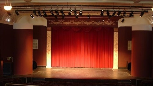 ورشة تعليم الكاريكاتير لعمرو سليم بمركز ترحال.. اليوم