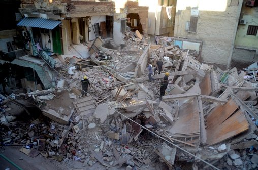 انهيار عقار مكون من 4 طوابق في حدائق القبة بالقاهرة