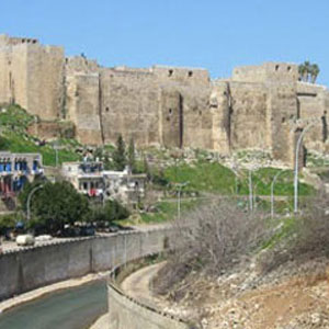 أهالي طرابلس استيقظت فيهم روح التمّرد والثورة:
الأموال تتأمّن فوراً للأسلحة وتغيب في القضايا الإجتماعيّة