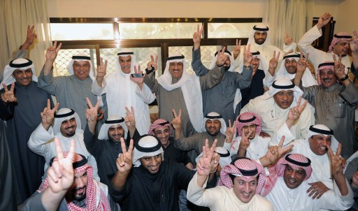 تبرئة 70 كويتيا بينهم 9 نواب سابقين من تهمة اقتحام مجلس الأمة عام
