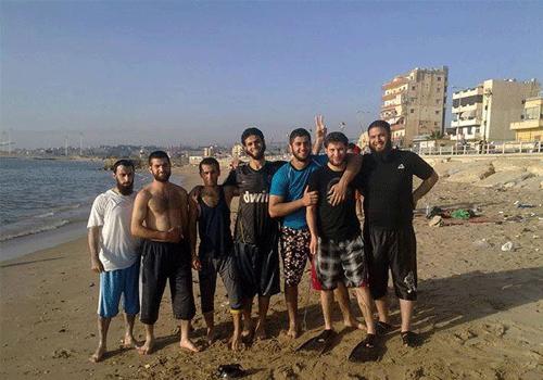  صورة معين ابو ضهر ومحمد الظريف الذي هاجم حاجز الجيش 