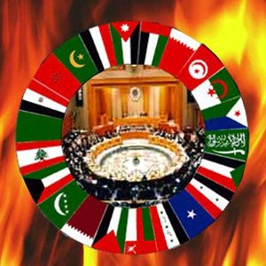 لا يقرأون ولا يفهمون..
 وإن فهموا ينسون