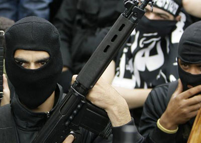 التفجيران الانتحاريّان في صيدا هما من ضمن معركة التكفيريين ضدّ الجيش قبل 13 عاماً
لبنان «أرض جهاد» للقاعدة... والظواهري حرّك مجموعات من ضمن الحرب العالميّة على الكّفار