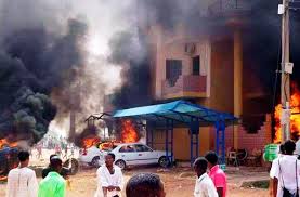تحذيرات أممية من تحول موجات العنف في دولة جنوب السودان الى حرب اهلية
و"ريك مشار" ينفي تورطه في محاولة الانقلاب " الفاشلة" 
