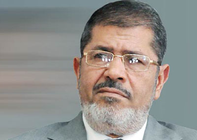 إحالة محمد مرسي للمحاكمة
بتهمة «التخابر مع منظمات أجنبية»