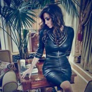 إليسا تقضي يوماً طويلاً في التصوير !