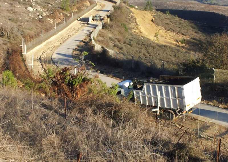 «حربنا مع اسرائيل مفتوحة ونخوض في سوريا معركة وجود لبنان وفلسطين» ...
نصرالله : لا ننصح بتشكيل حكومة أمر واقع ونقول لـ 14 آذار «ما تلعبوا معنا» ...
الاتصالات لم تنقطع لالتئام مجلس الوزراء وبكركي لحضور النواب المسيحيين جلسة الانتخاب