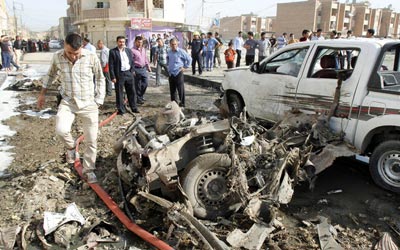 الإرهاب يضرب العراق مجدّداً :
سلسلة تفجيرات توقع عشرات الشهداء