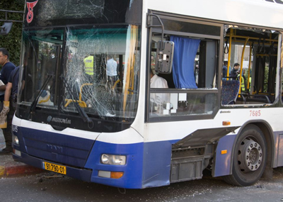 انفجار عبوة ناسفة داخل حافلة إسرائيليّة