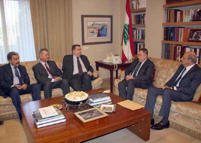 السنيورة التقى
«التجدّد الديموقراطي»