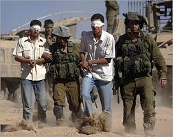 قوات إسرائيلية تعتقل 6 فلسطينيين في الضفة الغربية