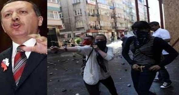 المعارضة التركية تتهم إردوغان بالعمل في "الخفاء"...ومظاهرات حاشدة تتطالب بإقالته!