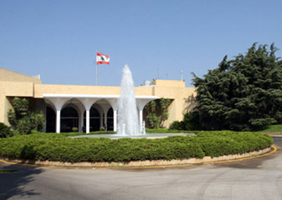 لقاء بعبدا ليس أكثر من «محاولة»..
وحزب الله والرئاسة على موقفهما من القضايا المثيرة للجدل