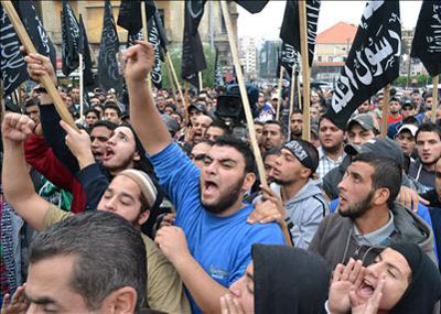 يعتبرون أن عملية الاغتيال لا تعنيهم بشيء
أوساط سلفية في طرابلس تصف شطح بالملحد والمرتد
وترى أن حزب الله وحده خسر فيه نصيراً لمواقفه