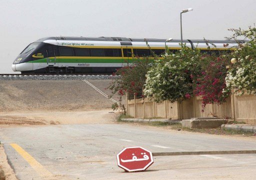 أول سكة حديد في سلطنة عمان 