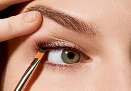 حذار مستحضرات التجميل