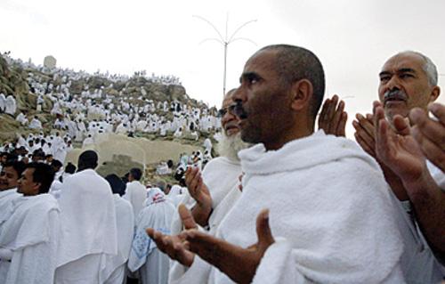 وزير الحج السعودى يدشن مشروع البوابة الإلكترونية لخدمة الحجاج وتوفير الخدمات لهم