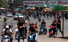 مسلحون يجوبون طرابلس ويطلقون النار في الهواء تهويلاً
