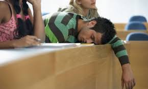 نقص النوم يضرّ الدماغ