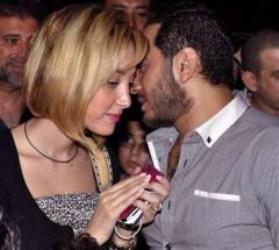 تامر حسني يكشف عن الأسباب  الحقيقية وراء إعتزال زوجته الغناء !