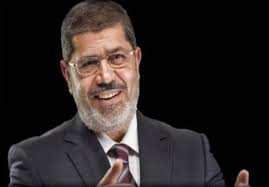 محاكمة مرسي تتأجل إلى الأول من شباط المقبل