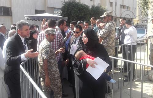 اليوم وغدًا :المصريون يتوافدون على صناديق الاستفتاء بالسعودية، وبدء عمليات الفرز مساء الأحد
