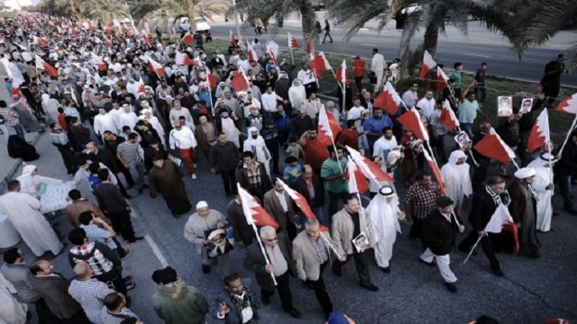 كوريا الجنوبية توقف توريد الغاز المسيل للدموع إلى البحرين