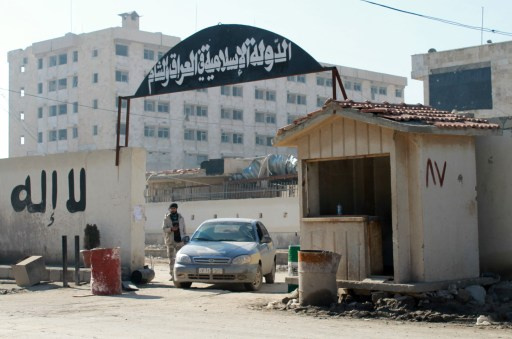 مقتل العشرات في اشتباكات بين فصائل المعارضة السورية ومقاتلي "داعش"