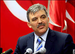 عبد الله جول يطرح نفسه كمنافس قوي لأردوغان في تركيا قبل 8 أشهر من الانتخابات