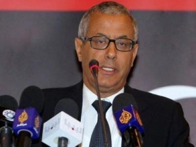رئيس الوزراء الليبي يدعو بريطانيا لمساعدة بلاده في إزالة أسلحة القذافي