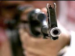 هجوم بالأسلحة النارية على دبلوماسيين ألمانيين بالسعودية واحتراق سيارتهما.. وبرلين تبدأ التحقيق في سفارتها بالرياض