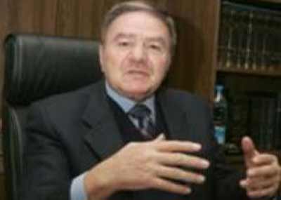 رشاد سلامة تحدّث عن دعواه الى المحكمة الدولية حيال تسريبات إعلامية
وطالب بإخراج افادات تعود الى 13 موكلاً من ملف المحاكمة