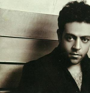 تامر عاشور: "جيش بلدي عظيم وانا جندي منه رغم أنف الخونة والعملاء"