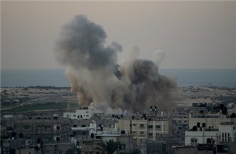 إصابات في غارات إسرائيلية على قطاع غزة