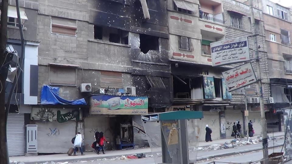 الإندبندنت: 18 ألف نازح فلسطيني يخضعون لحصار شرس في مخيم اليرموك