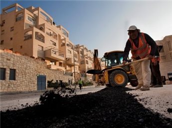 المستوطنات العشوائية تتلقى الملايين من الحكومة الاسرائيلية