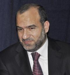 الأيوبي يرحب بالحوار الدائر حول تشكيل الحكومة ويعرب عن بعض الهواجس