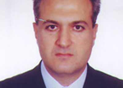 قبل شهرين ونصف الشهر من موعد انتخابات جمعيّة الصناعيين
بو نادر أعلن ترشحه لرئاسة الجمعيّة من خلال موقعه في التواصل الاجتماعي مُتوجهاً الى 700 صناعي مُتحدثاً عن أهدافه ونظرته