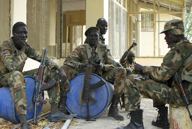 المتمردون في جنوب السودان يتهمون القوات الحكومية بخرق اتفاق وقف إطلاق النار