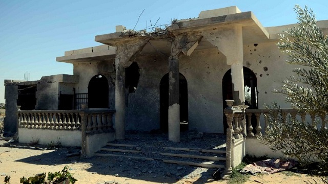 القوة الجوية المصرية توجه ضربة لمعاقل التكفيريين في سيناء