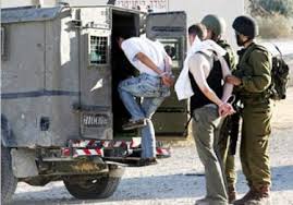 جيش الإحتلال الإسرائيلي يعتقل 10 فلسطينيين في الضفة الغربية